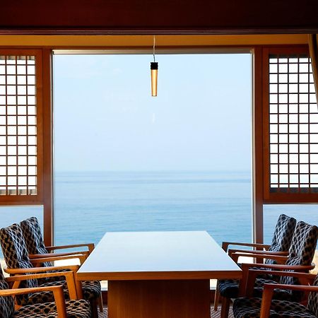 Awaji Yumesenkei Hotel Sumoto Bagian luar foto