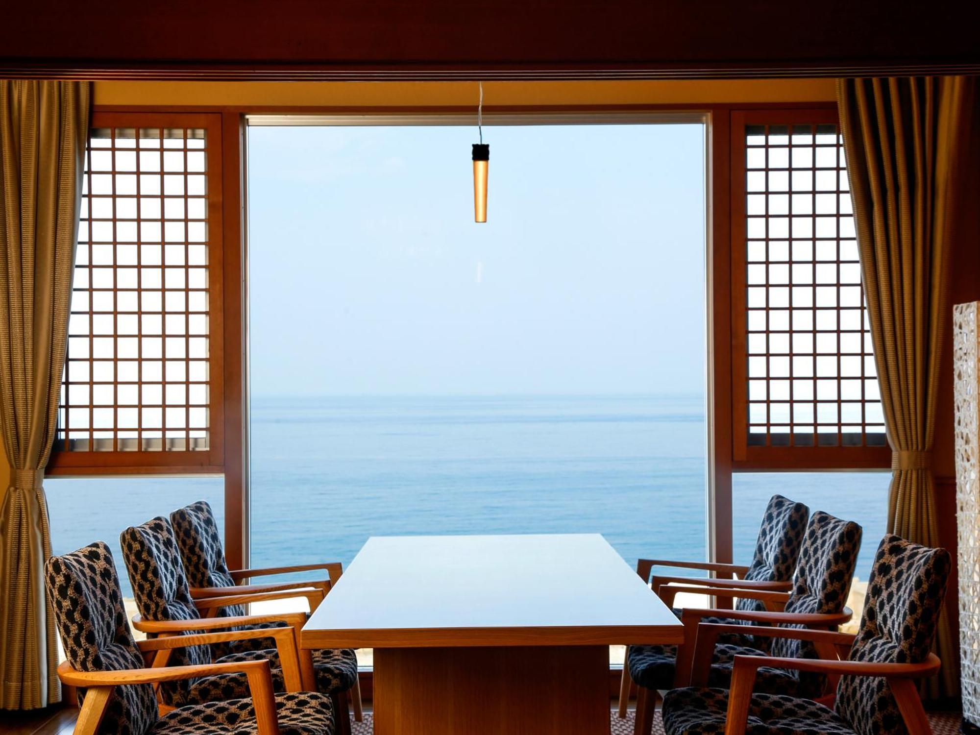 Awaji Yumesenkei Hotel Sumoto Bagian luar foto